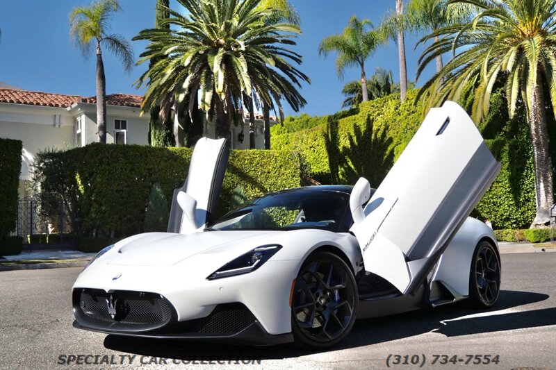 2023 Maserati MC20   - Photo 1 - West Hollywood, CA 90069