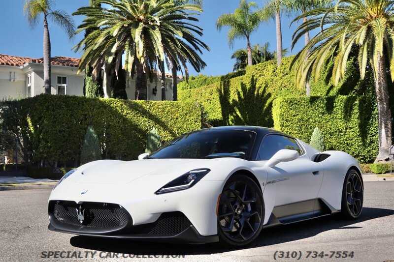 2023 Maserati MC20   - Photo 2 - West Hollywood, CA 90069