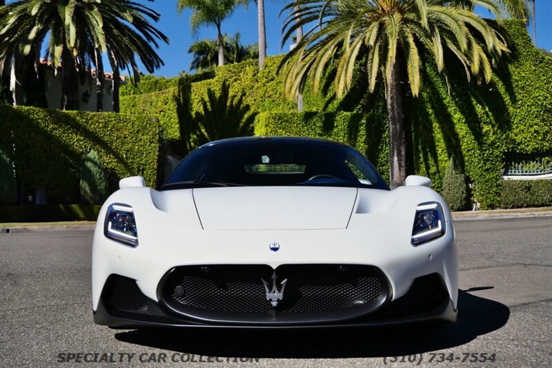 2023 Maserati MC20   - Photo 3 - West Hollywood, CA 90069