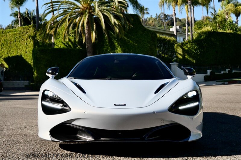 2018 McLaren 720S   - Photo 4 - West Hollywood, CA 90069