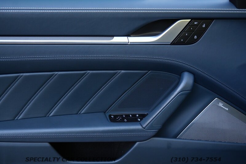 2022 Porsche 911 Turbo S Cabriolet   - Photo 23 - West Hollywood, CA 90069