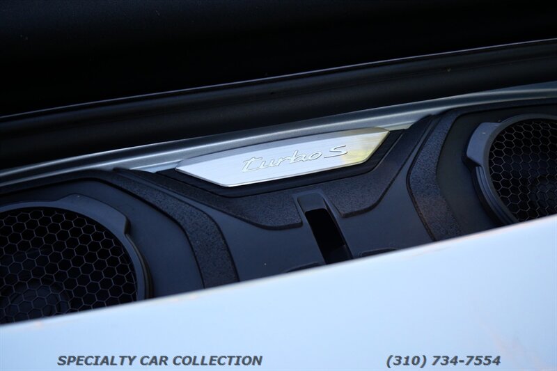 2022 Porsche 911 Turbo S Cabriolet   - Photo 27 - West Hollywood, CA 90069