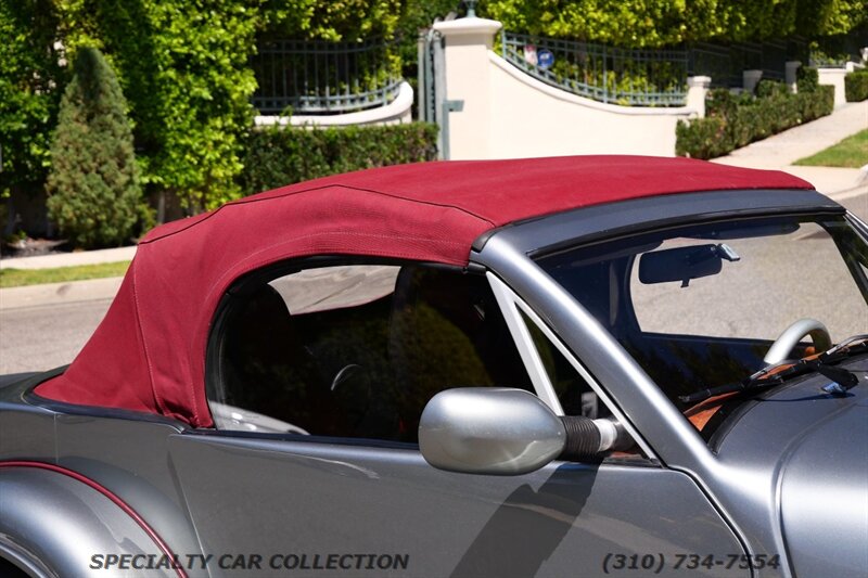 2005 Morgan Aero 8   - Photo 11 - West Hollywood, CA 90069