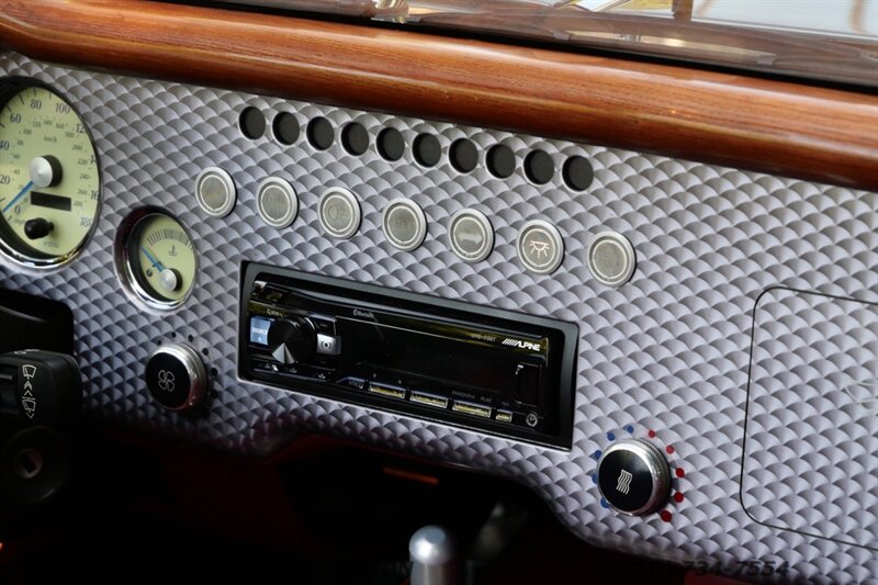 2005 Morgan Aero 8   - Photo 34 - West Hollywood, CA 90069