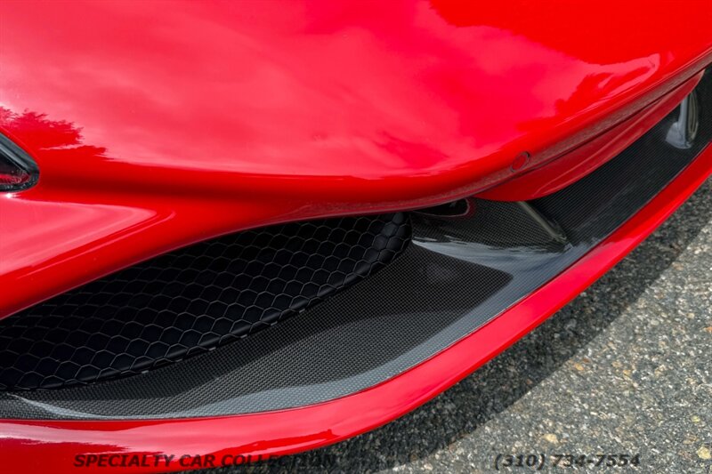 2021 Ferrari F8 Spider   - Photo 20 - West Hollywood, CA 90069
