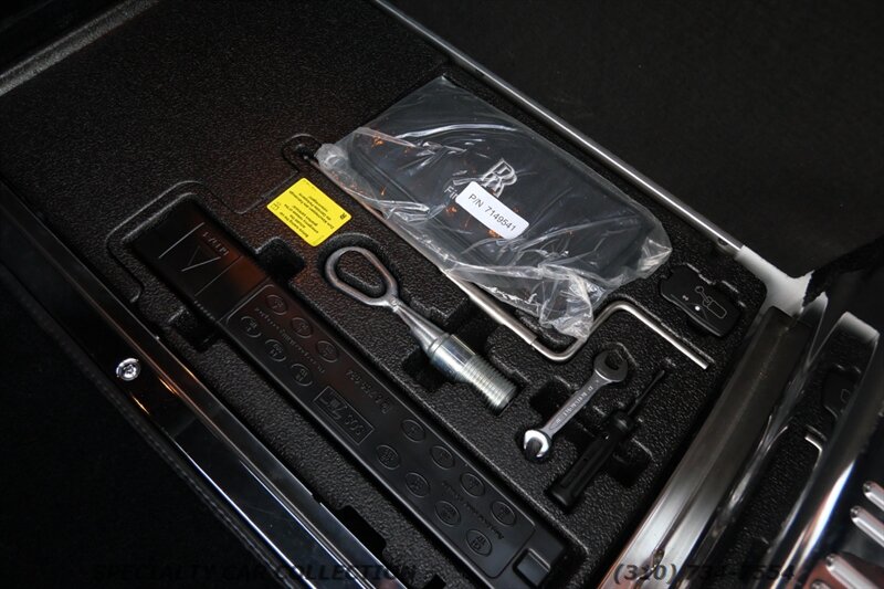 2006 Rolls-Royce Phantom   - Photo 27 - West Hollywood, CA 90069