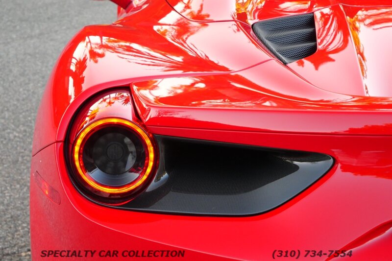2017 Ferrari 488 Spider   - Photo 13 - West Hollywood, CA 90069