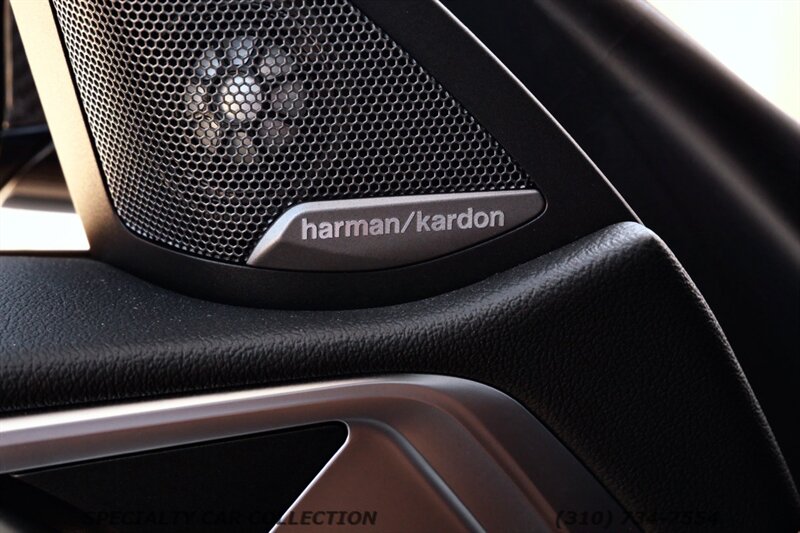 2022 BMW M4 Competition - Photo 27 - West Hollywood, CA 90069