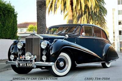1952 Rolls-Royce Silver Wraith Sedan