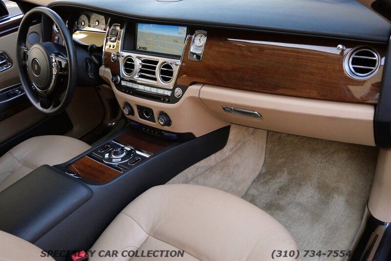 2010 Rolls-Royce Ghost   - Photo 16 - West Hollywood, CA 90069