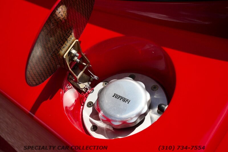 1991 Ferrari F40   - Photo 35 - West Hollywood, CA 90069