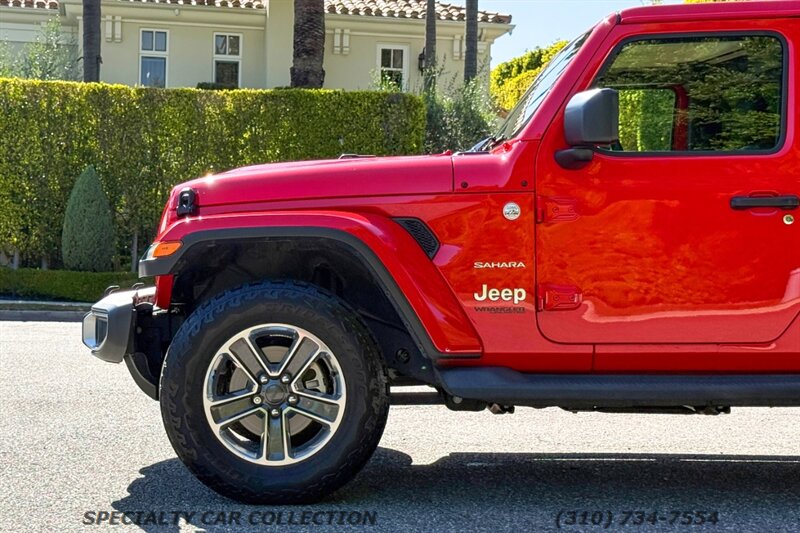 2018 Jeep Wrangler Unlimited Sahara   - Photo 12 - West Hollywood, CA 90069