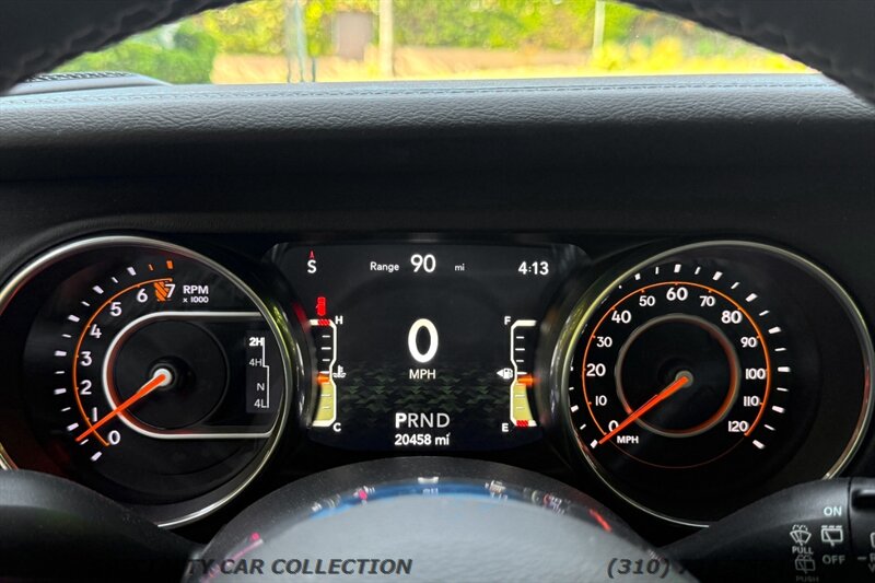 2018 Jeep Wrangler Unlimited Sahara   - Photo 26 - West Hollywood, CA 90069