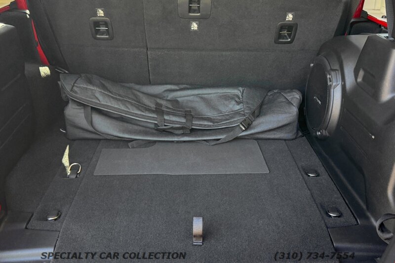 2018 Jeep Wrangler Unlimited Sahara   - Photo 24 - West Hollywood, CA 90069
