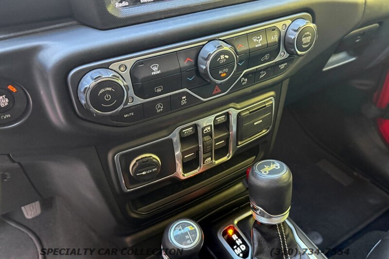 2018 Jeep Wrangler Unlimited Sahara   - Photo 20 - West Hollywood, CA 90069