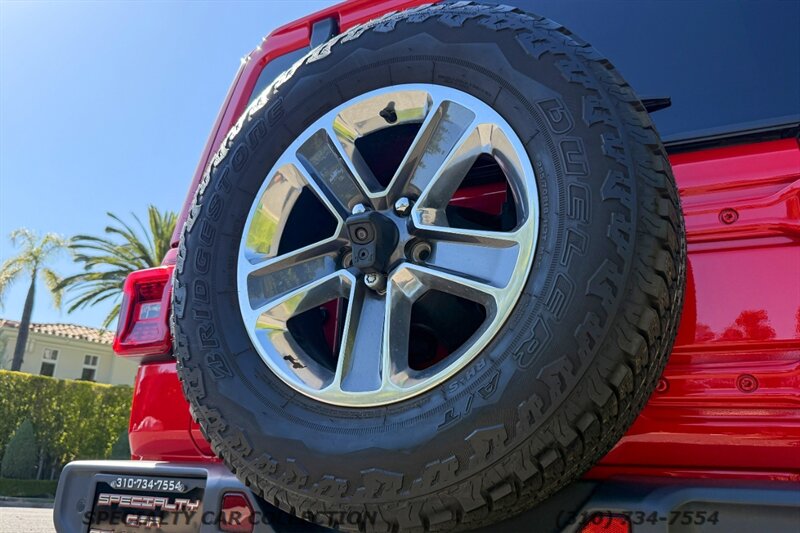 2018 Jeep Wrangler Unlimited Sahara   - Photo 14 - West Hollywood, CA 90069