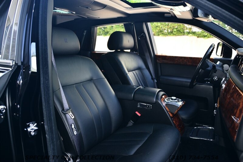 2013 Rolls-Royce Phantom   - Photo 17 - West Hollywood, CA 90069