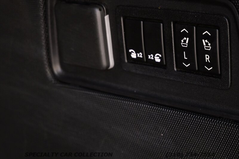 2021 Cadillac Escalade Premium Luxury - Photo 20 - West Hollywood, CA 90069