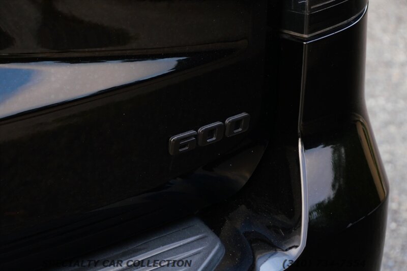 2021 Cadillac Escalade ESV Sport   - Photo 10 - West Hollywood, CA 90069