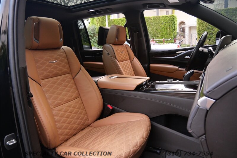 2021 Cadillac Escalade ESV Sport   - Photo 16 - West Hollywood, CA 90069