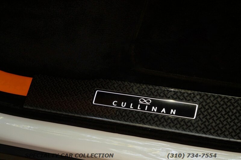 2022 Rolls-Royce Black Badge Cullinan   - Photo 23 - West Hollywood, CA 90069