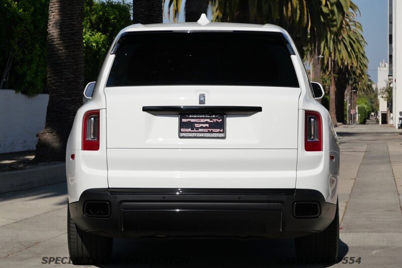 2022 Rolls-Royce Black Badge Cullinan   - Photo 8 - West Hollywood, CA 90069