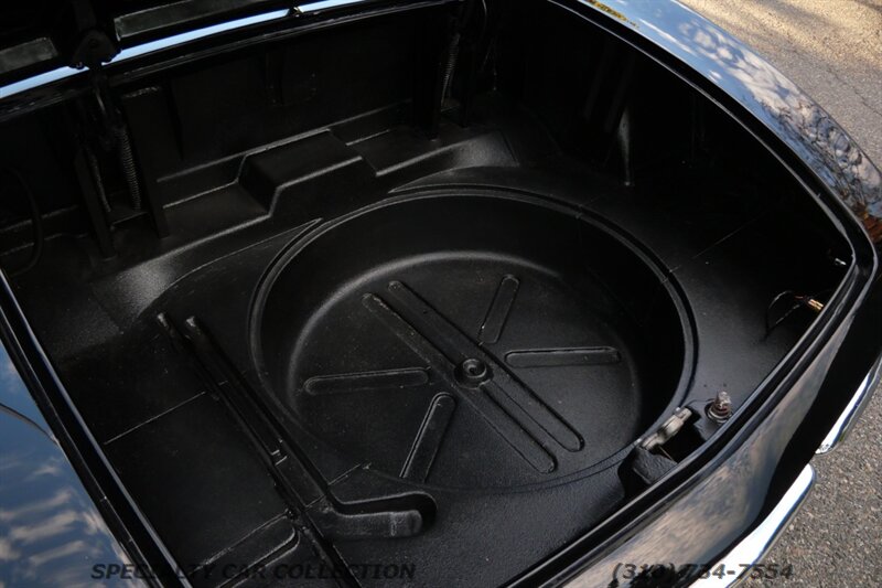 1962 Chevrolet Corvette   - Photo 30 - West Hollywood, CA 90069
