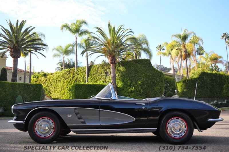 1962 Chevrolet Corvette   - Photo 8 - West Hollywood, CA 90069