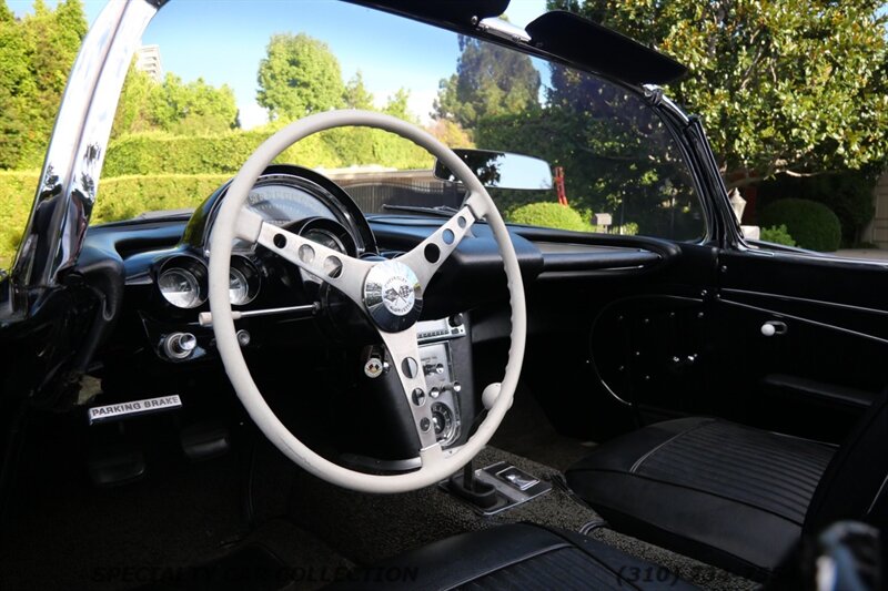 1962 Chevrolet Corvette   - Photo 14 - West Hollywood, CA 90069