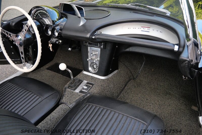 1962 Chevrolet Corvette   - Photo 23 - West Hollywood, CA 90069