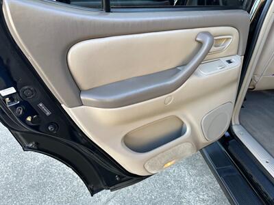 2005 Toyota Sequoia SR5 4X4 Leather Loaded   - Photo 20 - Sacramento, CA 95826