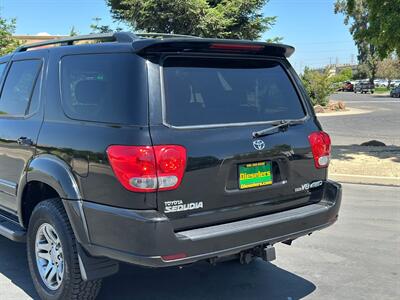2005 Toyota Sequoia SR5 4X4 Leather Loaded   - Photo 9 - Sacramento, CA 95826