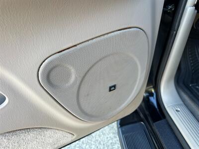2005 Toyota Sequoia SR5 4X4 Leather Loaded   - Photo 13 - Sacramento, CA 95826