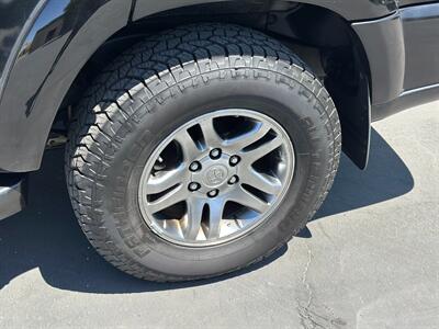 2005 Toyota Sequoia SR5 4X4 Leather Loaded   - Photo 39 - Sacramento, CA 95826