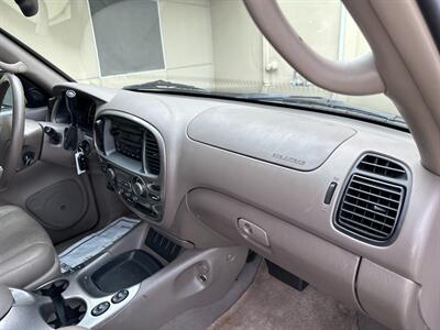 2005 Toyota Sequoia Limited 4x4 ONE OWNER   - Photo 29 - Sacramento, CA 95826