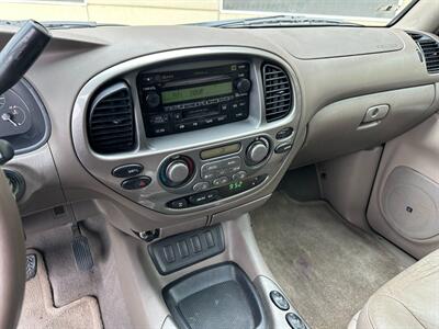 2005 Toyota Sequoia Limited 4x4 ONE OWNER   - Photo 16 - Sacramento, CA 95826
