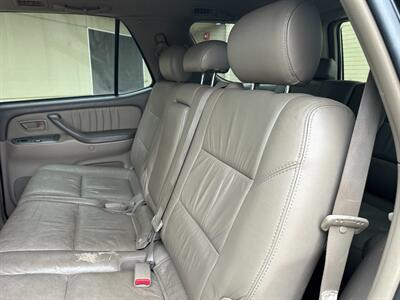 2005 Toyota Sequoia Limited 4x4 ONE OWNER   - Photo 21 - Sacramento, CA 95826