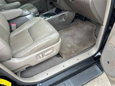 2005 Toyota Sequoia Limited 4x4 ONE OWNER   - Photo 28 - Sacramento, CA 95826