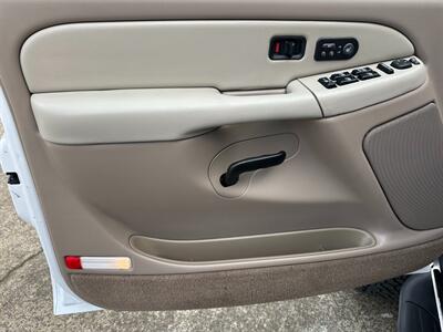 2002 GMC Yukon XL 2500 SLT 8.1L Vortec LIFTED LOW MILES   - Photo 11 - Sacramento, CA 95826