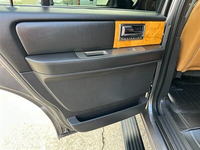 2013 Lincoln Navigator Limited 4X4 Low Miles EXTRA CLEAN   - Photo 42 - Sacramento, CA 95826