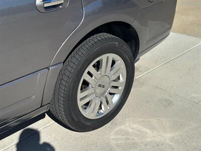 2013 Lincoln Navigator Limited 4X4 Low Miles EXTRA CLEAN   - Photo 27 - Sacramento, CA 95826