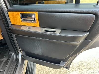 2013 Lincoln Navigator Limited 4X4 Low Miles EXTRA CLEAN   - Photo 63 - Sacramento, CA 95826