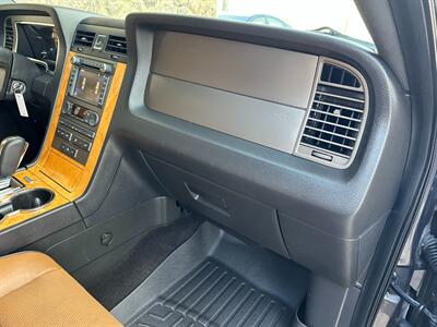 2013 Lincoln Navigator Limited 4X4 Low Miles EXTRA CLEAN   - Photo 56 - Sacramento, CA 95826
