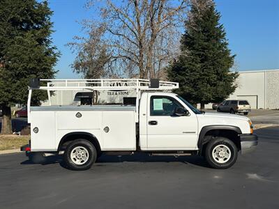 2004 Chevrolet Silverado 2500 HD V8 6.0L UTILITY BODY 2WD Regular Cab   - Photo 5 - Sacramento, CA 95826
