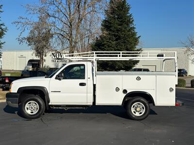 2004 Chevrolet Silverado 2500 HD V8 6.0L UTILITY BODY 2WD Regular Cab   - Photo 2 - Sacramento, CA 95826