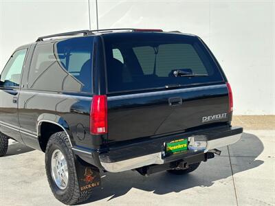 1994 Chevrolet Blazer 4x4 2-Door 5.7L V8 LOW MILES   - Photo 13 - Sacramento, CA 95826