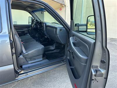 2002 Chevrolet Silverado 2500 HD 4X4 6.0L V8 Vortec LOW MILES  ONE OWNER   - Photo 24 - Sacramento, CA 95826
