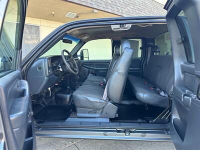 2002 Chevrolet Silverado 2500 HD 4X4 6.0L V8 Vortec LOW MILES  ONE OWNER   - Photo 21 - Sacramento, CA 95826