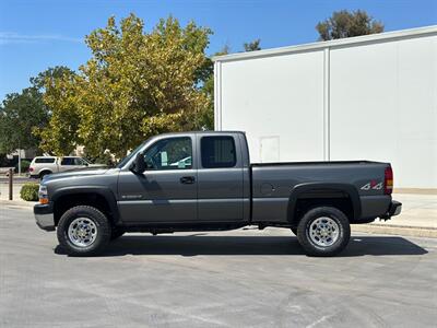 2002 Chevrolet Silverado 2500 HD 4X4 6.0L V8 Vortec LOW MILES  ONE OWNER   - Photo 4 - Sacramento, CA 95826