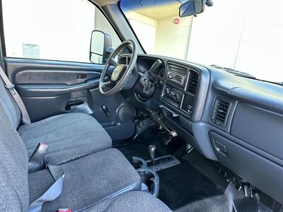 2002 Chevrolet Silverado 2500 HD 4X4 6.0L V8 Vortec LOW MILES  ONE OWNER   - Photo 29 - Sacramento, CA 95826